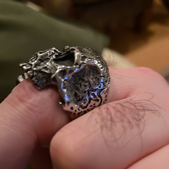 Skull ring - Picture 3 of 3